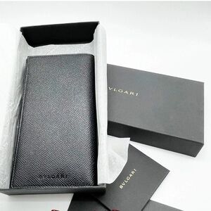 Bulgari Elegant Black Leather Key Holder